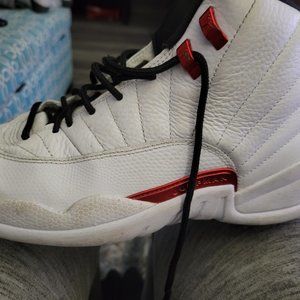 Air Jordan 12 twist